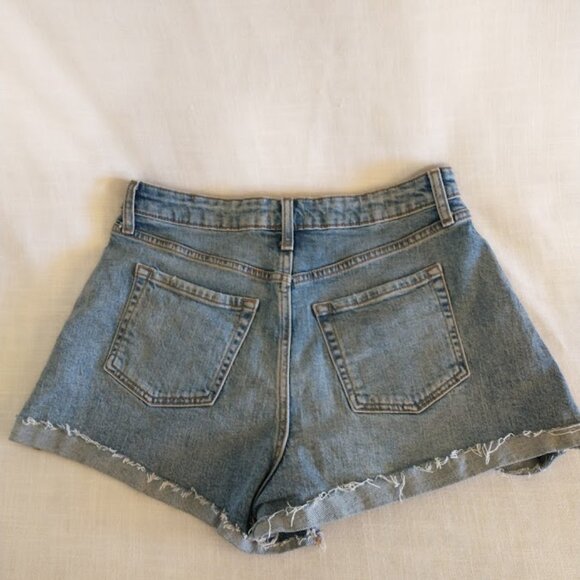 JEAN Shorts – wild fable, size 6/R, high-rise rolled cuff shorts - Picture 2 of 4